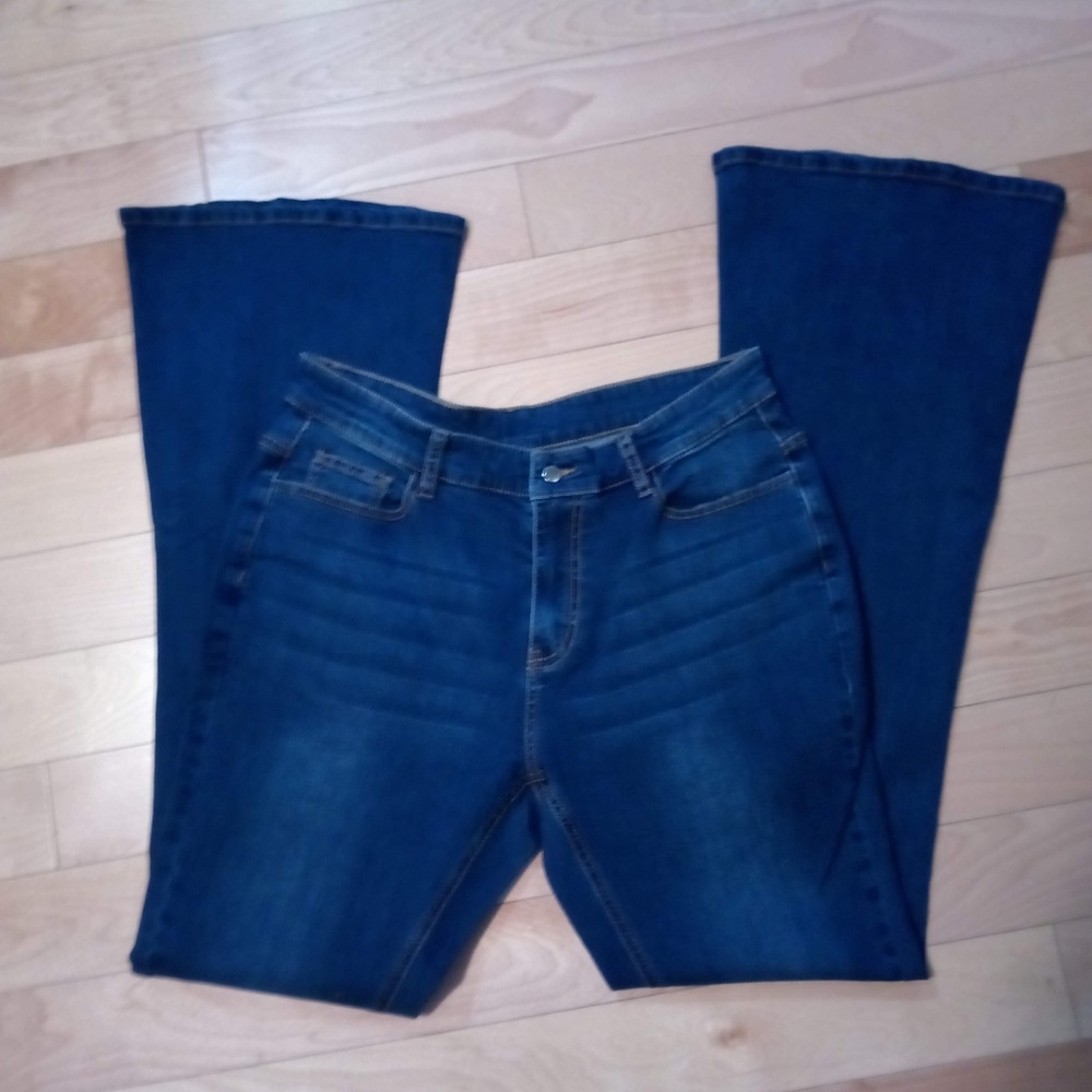 LAST TWO! Blue Anchor Point Bell Bottom Jeans - Picture 5 of 7